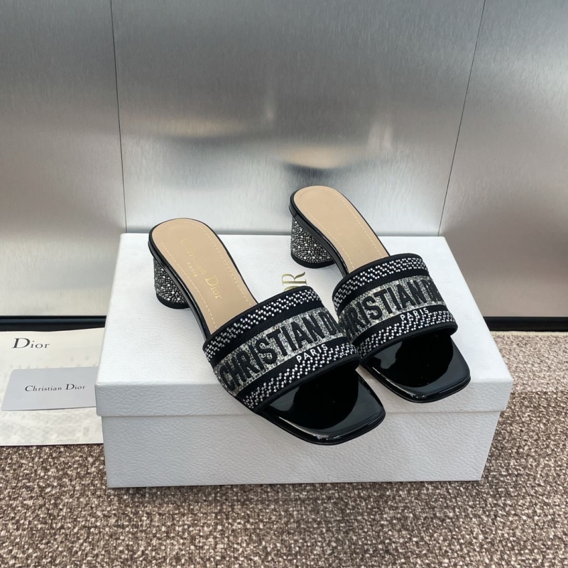 ch**an D*or slippers